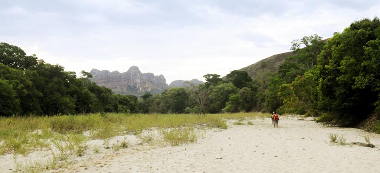 Marche vers le Camp de Base