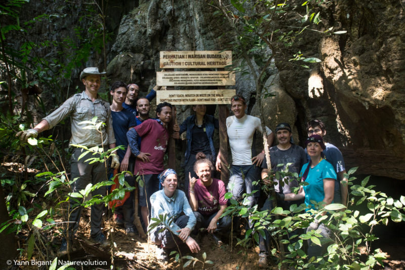 Establishment of awareness boards with the Mission's eco-volunteers