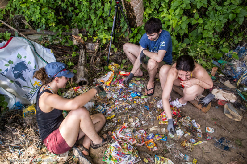 Sorting collected waste